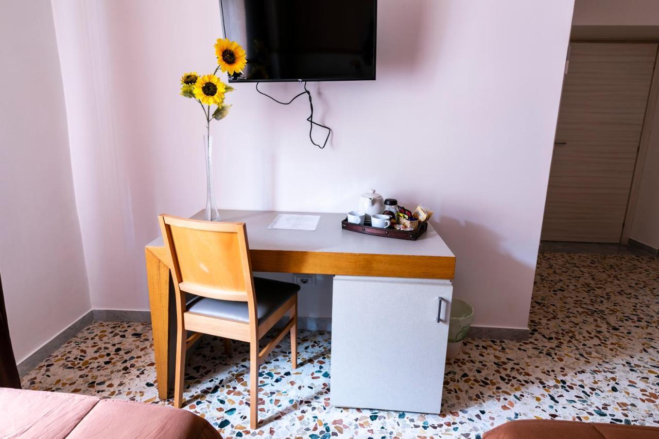 Spira Mirabilis Napoli Hotel Eksteriør billede